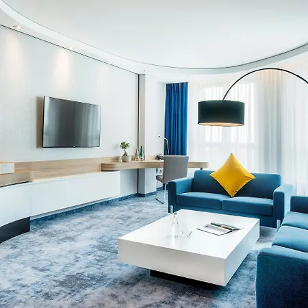 Otel Golden Tulip Airport Varşova