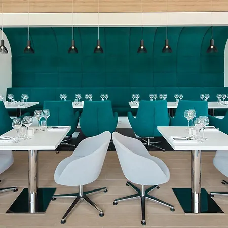 Hotel Golden Tulip Airport