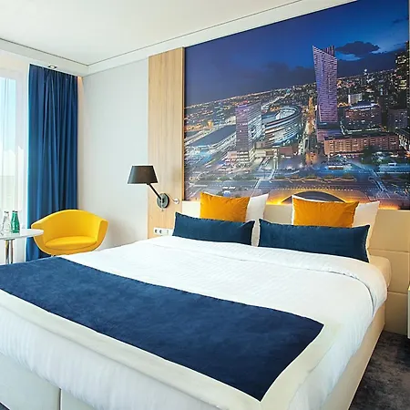 Golden Tulip Airport