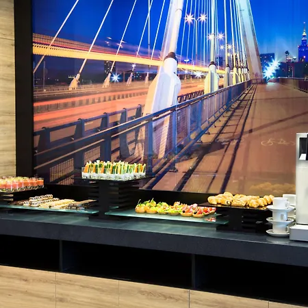 Golden Tulip Airport Hotel 4*