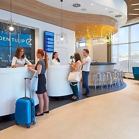 Hotel Golden Tulip Airport