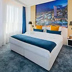 Golden Tulip Airport Hotel 4*