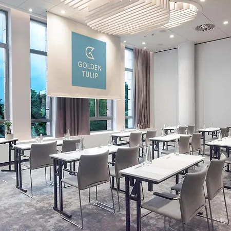 Hotel Golden Tulip Airport